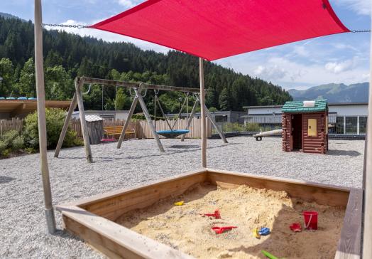 Auch für die Kleinen gibt's im Tirolerhof-Wildschönau viel zu erleben ...